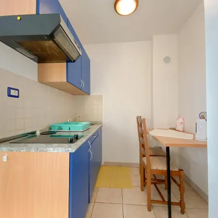 Gardenia Two Apartment *